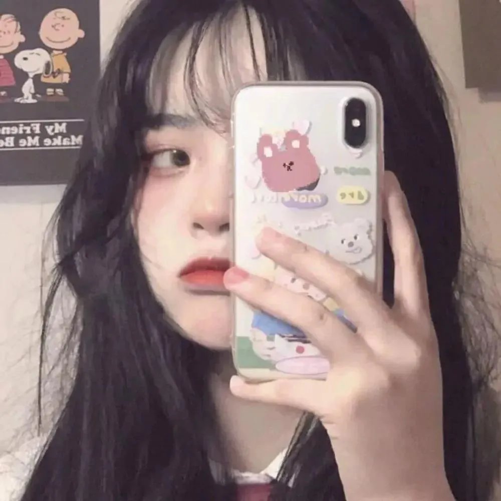 独自夜归的女孩